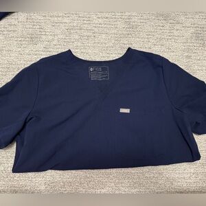 Figs Technical Collection XL Scrub Top in Dark Blue